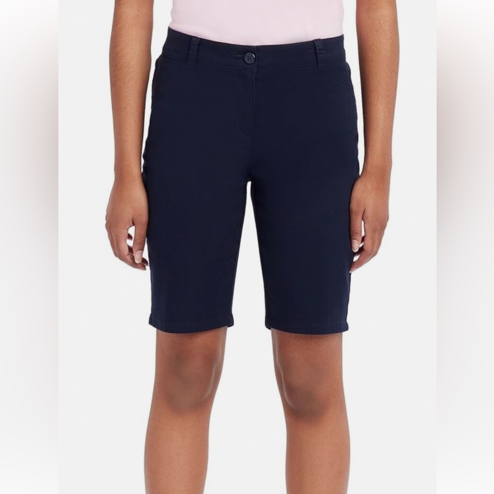 Izod Juniors Skinny Style Bermuda Shorts Stretch Twill Fabric Size 9 Navy NWT